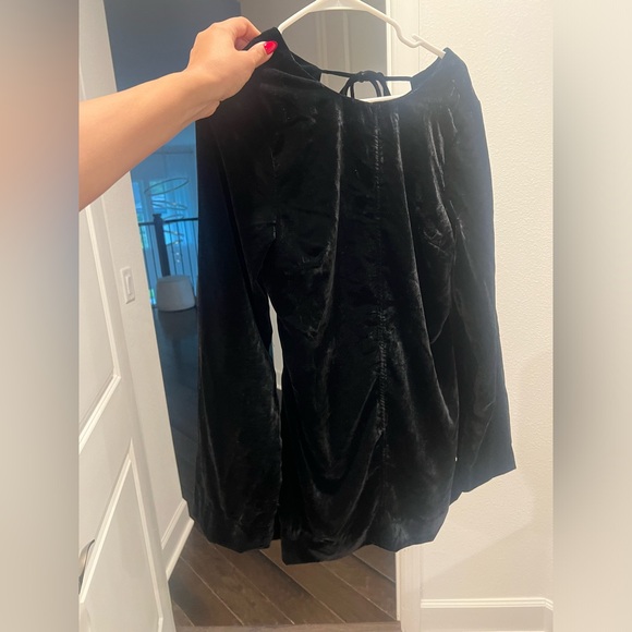 NWOT FREE PEOPLE MINI VELVET DRESS SIZE S BLACLESS - Picture 3 of 3